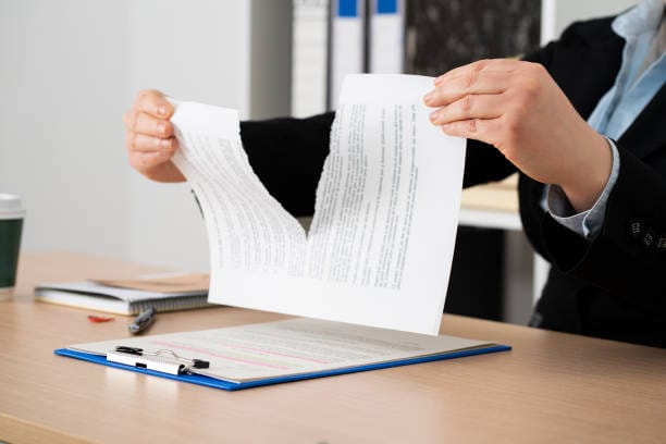 Qué es un ERE y cómo afecta a la empresa y al trabajador 4 istockphoto 1462120888 612x612 1