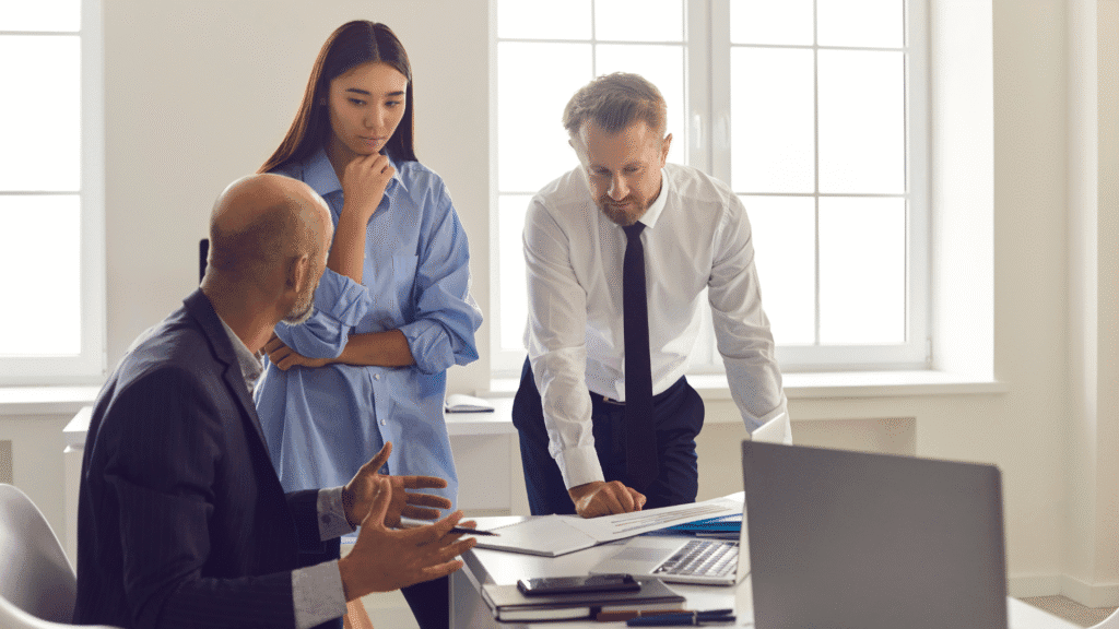 ¿Cuándo merece la pena contratar un gestor? Descúbrelo con rigor y claridad 4 contratar un gestor
